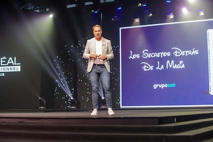 Jonatan Loidi, conferencista internacional.