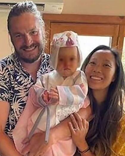 Jonathan Gerrish y Ellen Chung junto a su hija (Foto: Archivo)