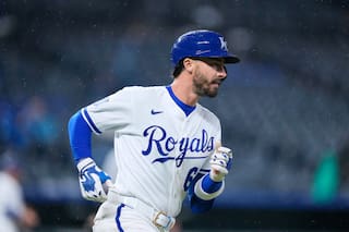 Jonathan India dispara grand slam y Kyle Isbel se va de 4-4 en triunfo de Reales, 13-9 ante Mellizos