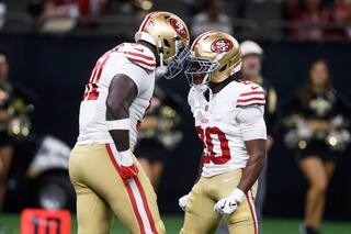 Jones brilla al relevar a Brock Purdy y los 49ers vencen 26-21 a los Saints