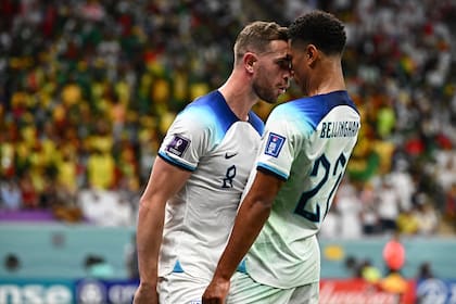 Jordan Henderson y Jude Bellingham, los hombres que armaron la jugada del primer gol inglés