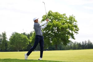 Un comienzo parejísimo en el PGA Championship: 33 jugadores en 3 golpes ante la ciudad de la libertad