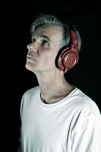 Jorge Araujo pasa buena parte del año en Los Molles, un pueblo de San Luis de 1000 habitantes