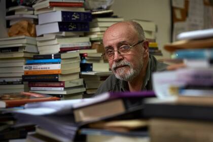 Jorge Aulicino comparte poemas propios y ajenos