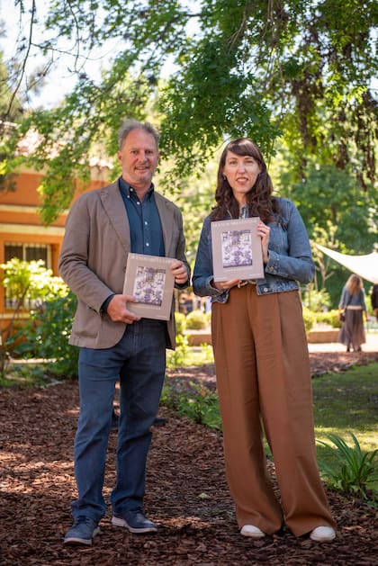 Jorge Bayá Casal y Karina Azaretzky.