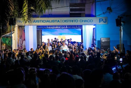 Jorge Capitanich, ayer, en el PJ de Chaco, tras las elecciones