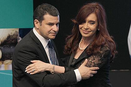 Miguel Galuccio, junto a Cristina Kirchner