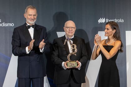 Jorge Fernández Díaz, ganador de un premio Cavia