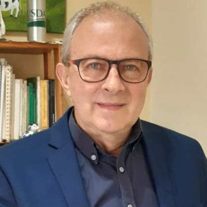 "Sábana corta”: esperan una millonaria reducción de ingresos por la quita de reintegros en los lácteos 2 Jorge Giraudo, director del OCLA