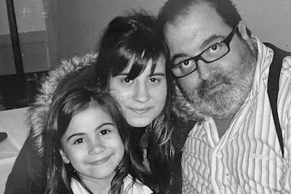 Jorge Lanata junto a Bárbara y Lola, sus dos hijas