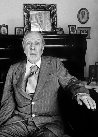 Jorge Luis Borges, el autor argentino más universal, retratado por Aldo Sessa