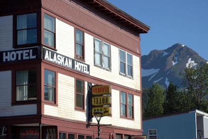 En Cordova, en la región de Prince William Sound, solo hay un bar y la oferta de ocio se limita a pasear por su impresionante entorno.