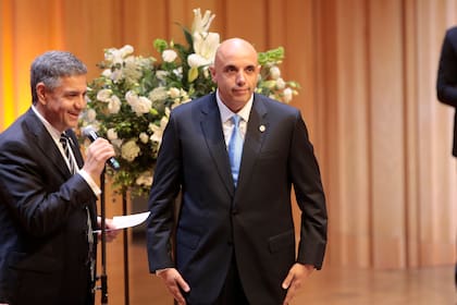 Jorge Macri, cuando le tomó juramento a César "Tuta" Torres al frente de la secretaría de Atención Ciudadana del gobierno porteño