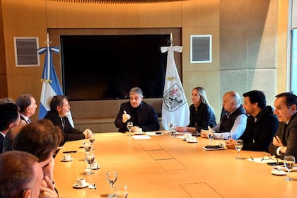 Jorge Macri se reunió hoy con los principales referentes de desarrolladores inmobiliarios y de la construcción