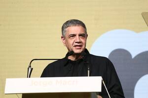 Jorge Macri ya desdobló la elección porteña del calendario nacional y ahora busca suspender las PASO en el distrito