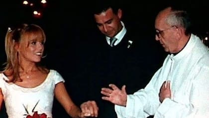 Jorge Mario Bergoglio ofició la boda de su sobrino nieto Juan Fernández Xifra