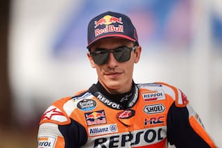 Jorge Martín gana el esprint en Le Mans, fuerte caída de Márquez