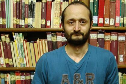 Jorge Mux, autor de Exonario