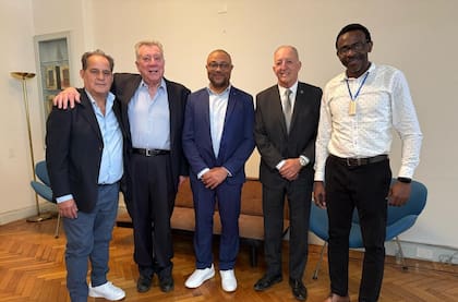 Jorge Orozco, Humberto Roggero y Domingo Vitale junto a Orlando Cartagena Lagar y Reginaldo Piño Huesca.