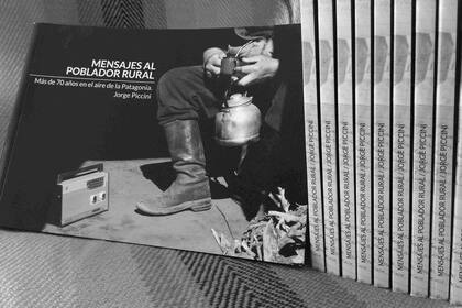 Jorge publicó su libro en mayo de 2019.