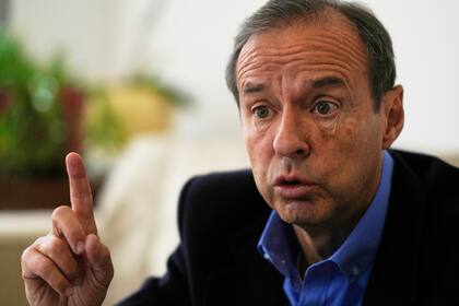 Jorge Quiroga alcanzó el 26,81% de los sufragios en la primera instancia electoral