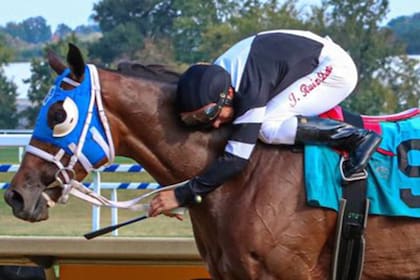 Jorge Ruiz Díaz compitió con buen suceso en tres hipódromos diferentes en julio