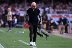 Sampaoli no renuncia en Flamengo porque pelea por una millonaria indemnización en dólares