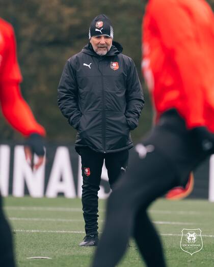 Jorge Sampaoli en su primer entrenamiento en
Stade Rennais F.C.