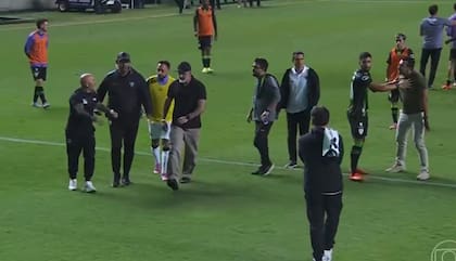 Jorge Sampaoli se cruzó con el DT de América Mineiro por burlarse de su estatura