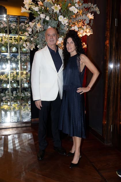 Jorge Telerman (director artístico del Colón) y Cynthia Cohen, artista plástica.