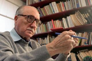 El delicado estado de salud del cineasta José Martínez Suárez