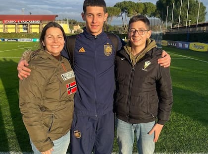 José Alberto Castelau de Roa, "Alber", arquero de las inferiores de Real Madrid y de la Sub 15 de España, que ahora fue convocado por Diego Placente para la Sub 17 argentina
