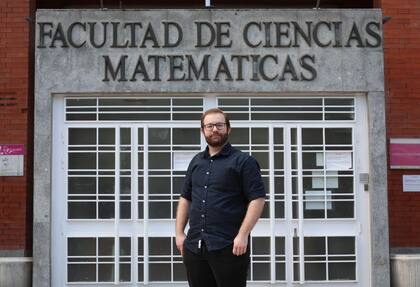 José Ángel González-Prieto, matemático investigador del proyecto, en la Facultad de Ciencias Matemáticas de la Universidad Complutense de Madrid