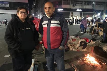 José Burgos y Silvia Bustos piden que haya trabajo genuino