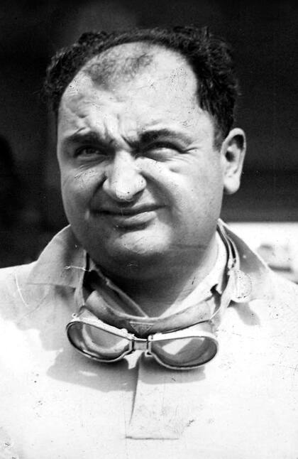 José Froilán González. Ganó el primer Gran Premio de Ferrari en la F1; fue subcampeón mundial y ganó las 24H de Le Mans en 1954