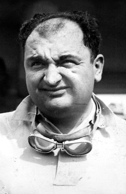 José Froilán González. Ganó el primer Gran Premio de Ferrari en la F1; fue subcampeón mundial y ganó las 24H de Le Mans en 1954
