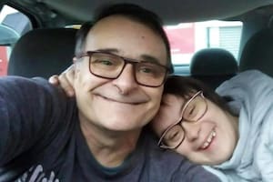 José Javier Vicent Fas junto a su hija Susana. Fuente: X