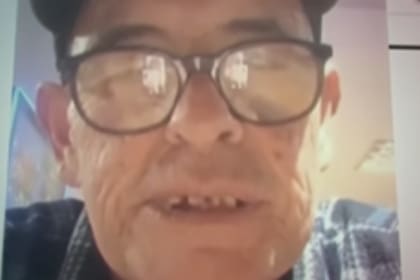 José María “Dinamita” Montilla estuvo preso por cuatro homicidios; tras quedar en libertad, empezó a compartir su vida en las redes sociales (Foto: Captura de video / Netflix)