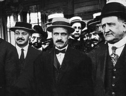 José Ortega y Gasset, en el centro, durante una de sus visitas a la Argentina