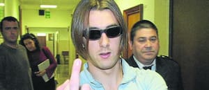 Mató a su familia, quedó libre en menos de seis años y hoy es marido, padre y corredor de bolsa