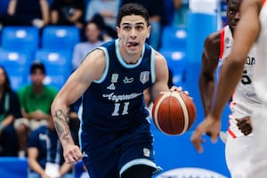 Vildoza armó su festival de triples y la selección dio un batacazo histórico en la Americup