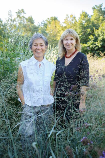 Josefina Casares y Martina Barzi.