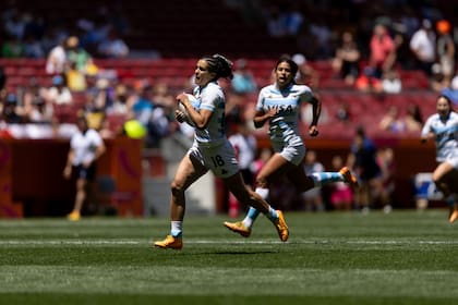 Josefina Padellaro, de las Yaguaretés, el seleccionado femenino de seven