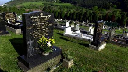 Joseph Kappen estaba enterrado en el cementerio Goytre, en una colina cerca de Port Talbot