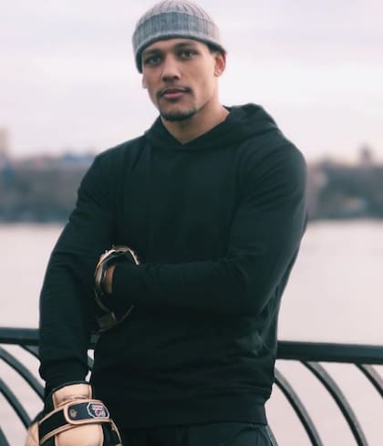 Josh Popper es un entrenador y dueño de un gimnasio en Nueva York