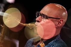 El género musical que aún resiste: el circuito de clubes que también es una gran opción para una salida nocturna