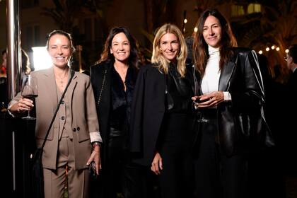 Josie Brigde, Carolina Stanley, Julieta Spina y Dolores Trull