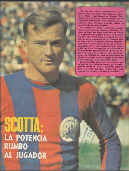 Jovencito, con pelo corto. Le pusieron Gringo en San Lorenzo, cuando llegó, en 1971