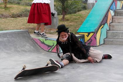 Aydé Choque sufre una caída en medio de una prueba en La Paz, Bolivia