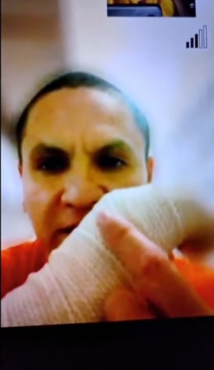 Juan Antonio Pineda, originario de El Salvador, fue detenido por agentes del ICE, colocado en el WRAP y trasladado durante cuatro horas hasta la frontera entre Estados Unidos y México